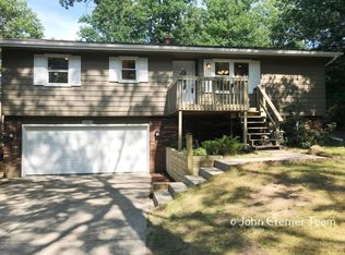 4264 Trojan Dr SW, Wyoming, MI 49519