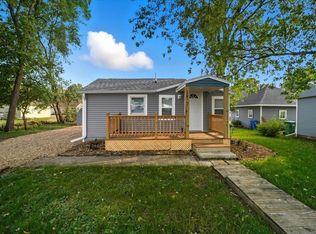 117 6th Ave NW, Waverly, IA 50677