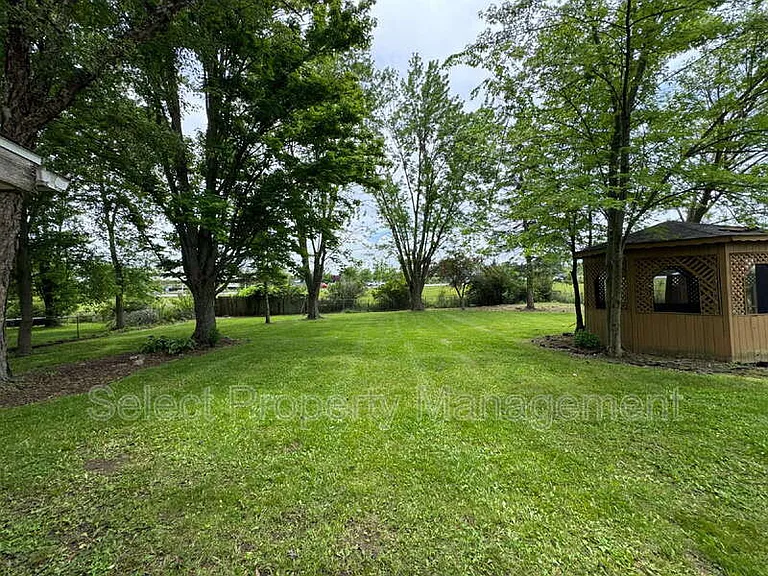 7021 Omaha Ct — Photo 22