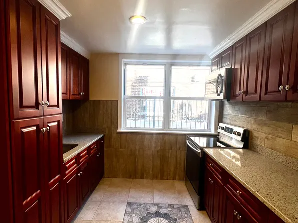 (undisclosed Address), Bronx, NY 10461