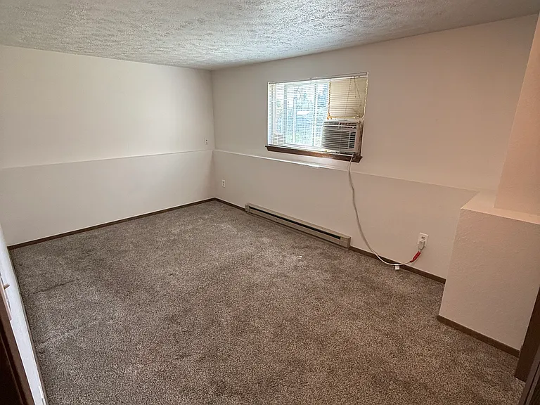 5401 N Crestline St #A — Photo 10