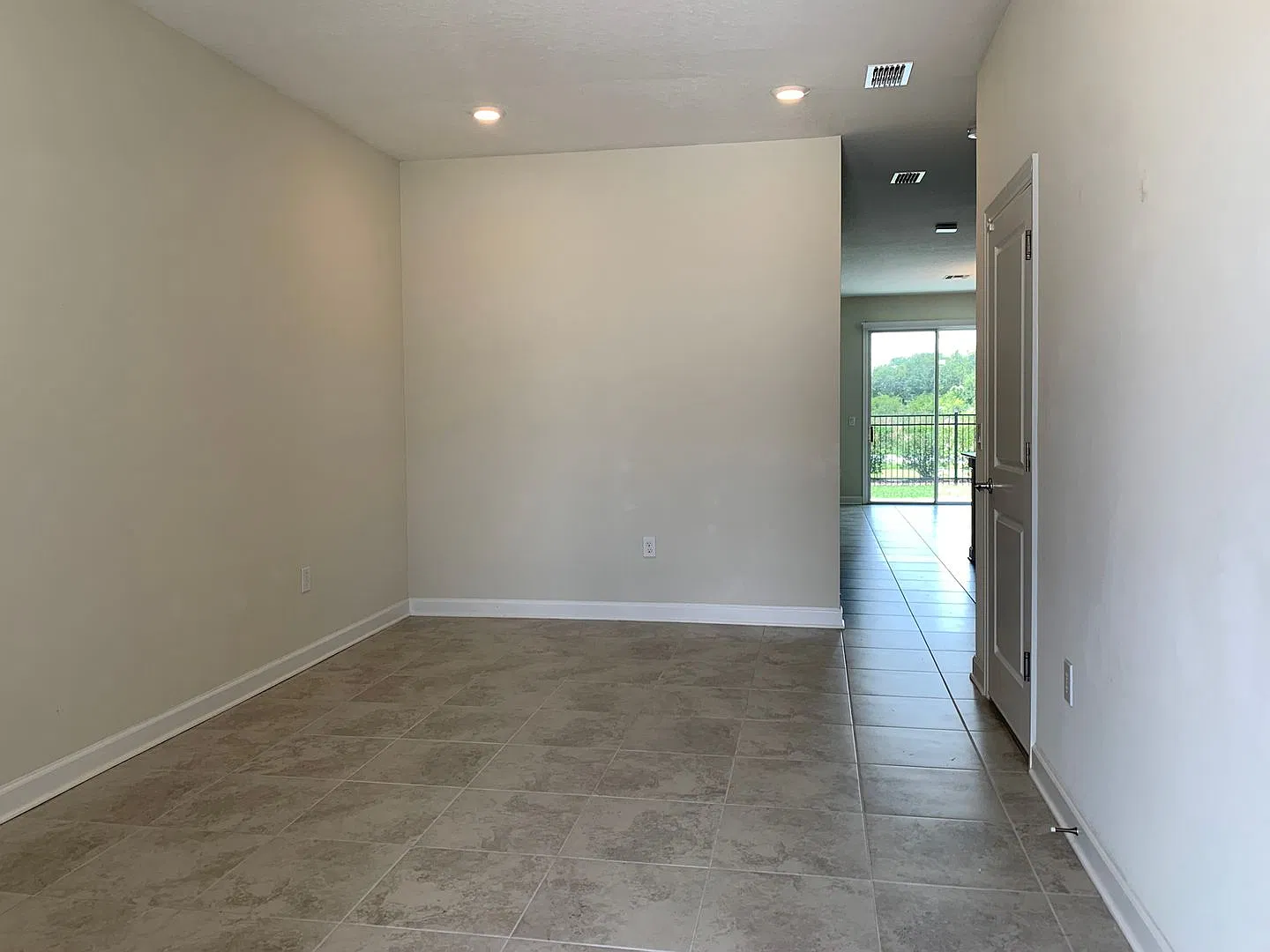 Spacious, Pet-Friendly 3-Bedroom Townhome in a Gated Kissimmee Community! — Photo 4