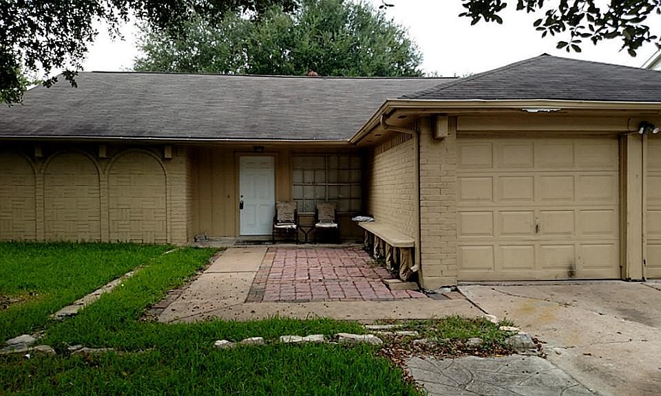 1st image of 15818 Tammany Ln