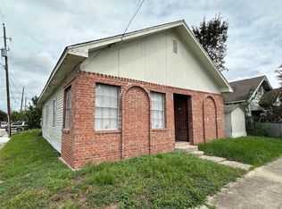 2324 Gentry St, Houston, TX 77009