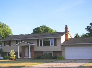 1521 Commanche Ave, Green Bay, WI 54313