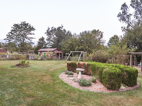 3rd image of 25471 County Road 24