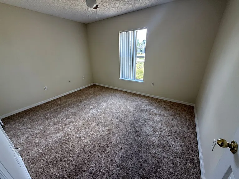 1896 Van Allen Cir — Photo 10