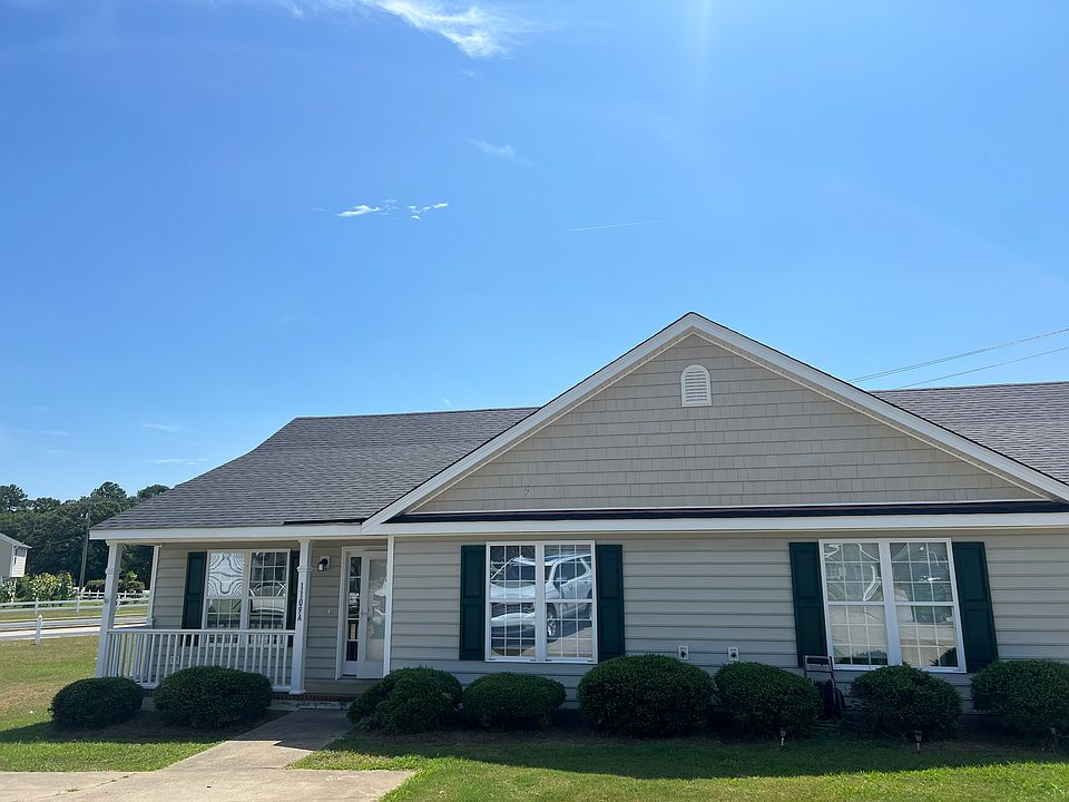 1st image of 1109 Crescent Meadows Dr #A