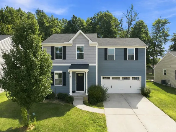 160 Wooded Ridge Dr, Amelia, OH 45102
