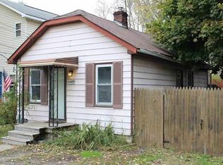 3435 Parklawn St, Auburn Hills, MI 48326