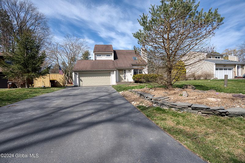 2nd image of 123 Jordan Boulevard