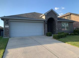 715 Lowell Dr, Lavon, TX 75166