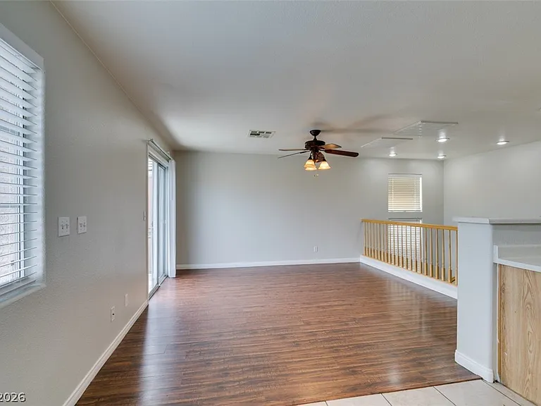 9911 Star Lake Ave — Photo 20