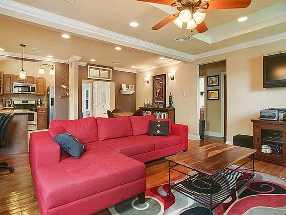 5th image of 104 Alden Pl