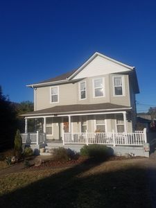 221 1st St, Erwin, TN, 37650