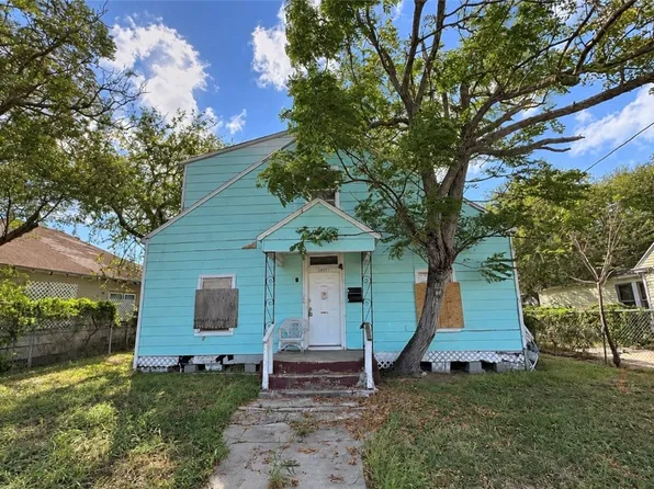 1011 S Alameda St, Corpus Christi, TX 78404
