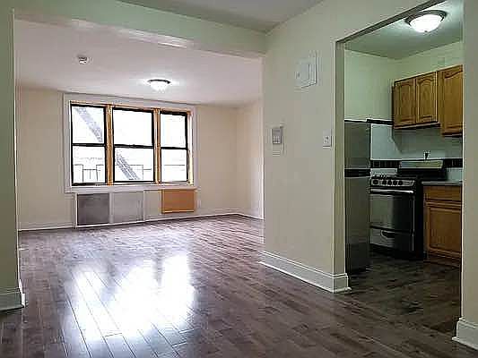 1st image of 400 E 21st St APT 3D