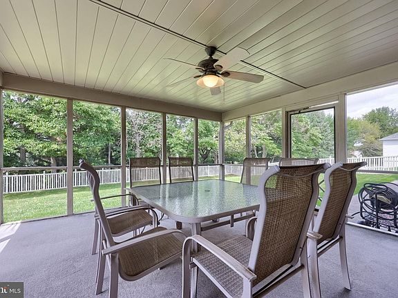 5th image of 1140 Sarazen Way