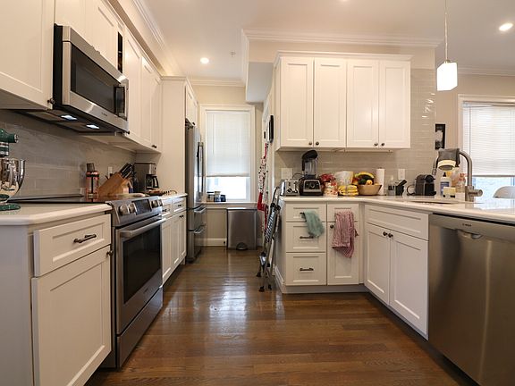 2nd image of 19 Walk Hill St #3