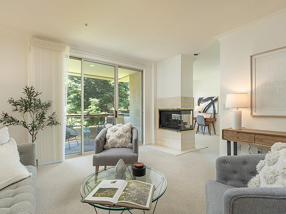 2nd image of 100 Deer Valley Road #2G
