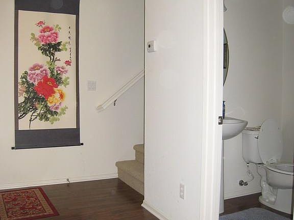 4th image of 16956 Laurel Hill Ln Unit 201