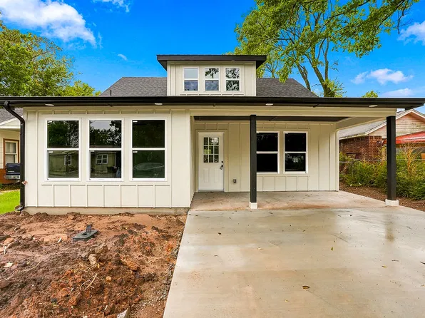629 W 1st St, Ada, OK 74820