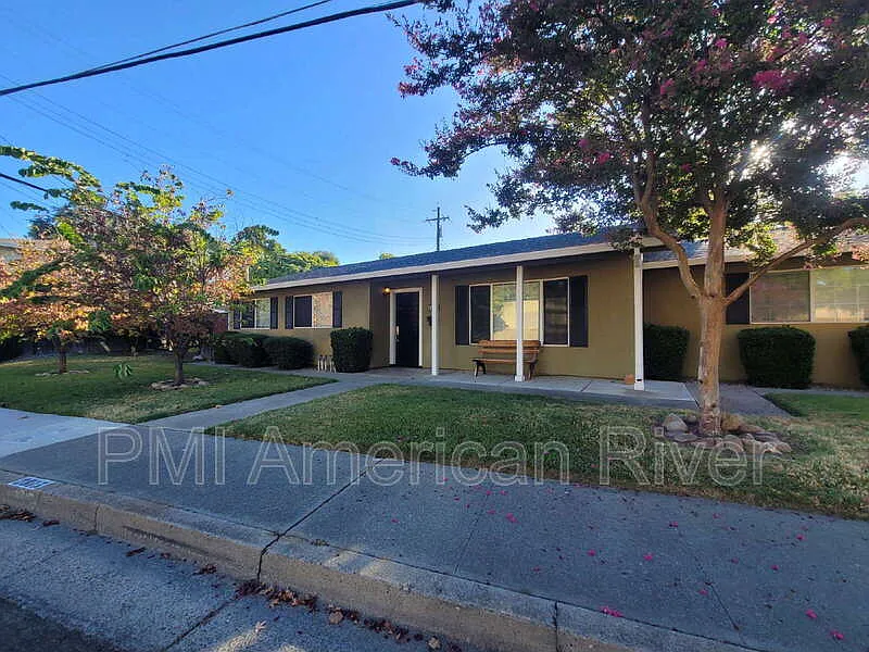 2815 Santa Buena Way