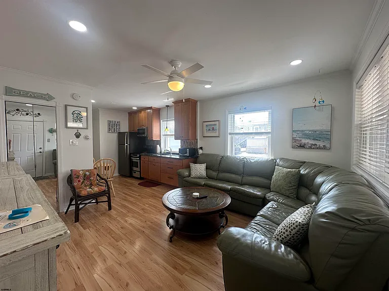 9010 Atlantic Ave #112 — Photo 5