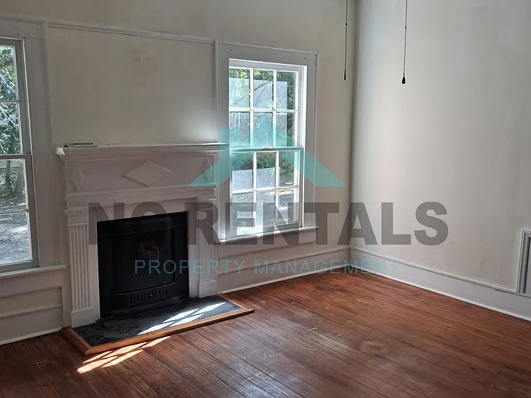 307 N Parker St #305 — Photo 4