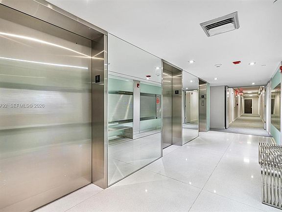 5th image of 20301 W Country Club Dr APT 825