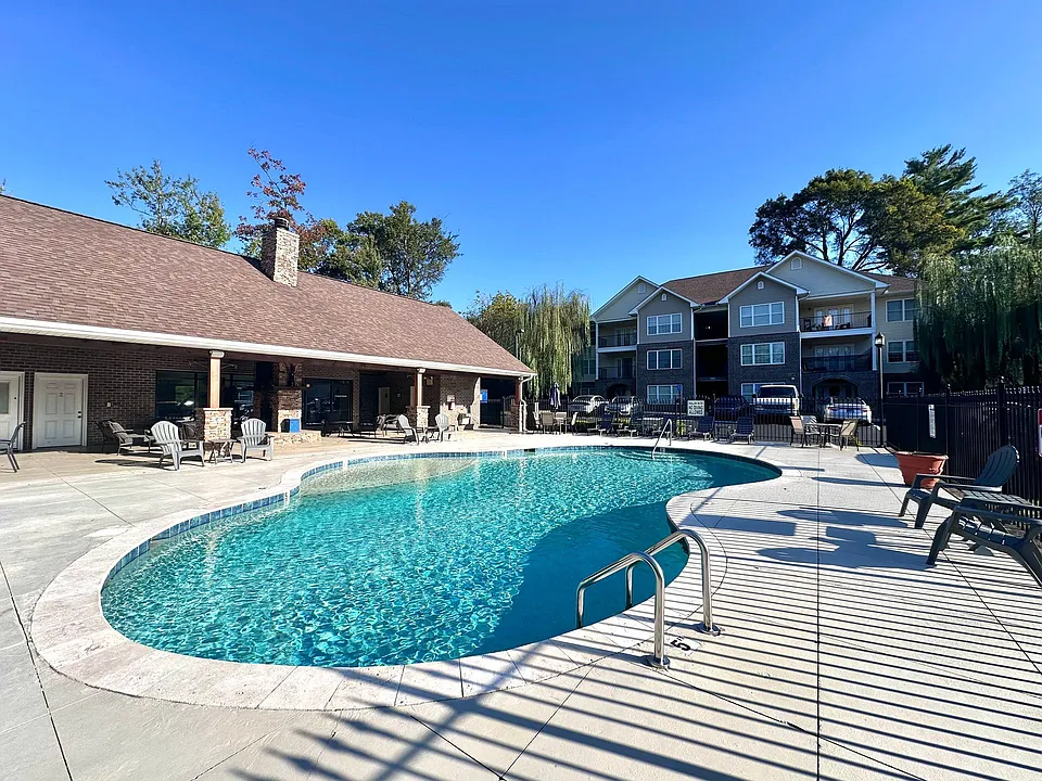 Maple Sunset Apartment Homes