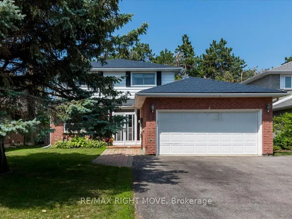 55 Laurentian Ln, Orillia, ON L3V 7N7