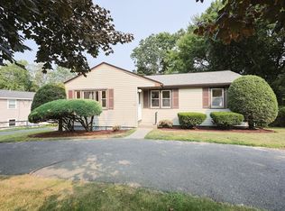 193 West St, Walpole, MA 02081