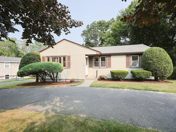 193 West St, Walpole, MA 02081