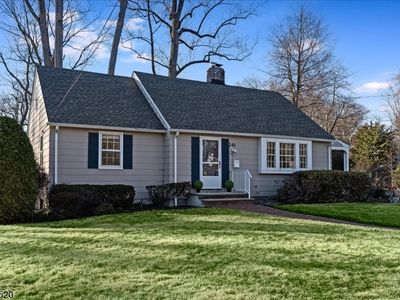 241 Evergreen Ct, Mountainside, NJ, 07092