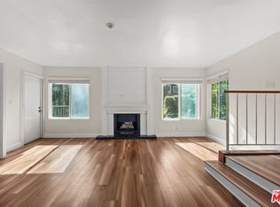 4800 Maytime Ln, Culver City, CA 90230