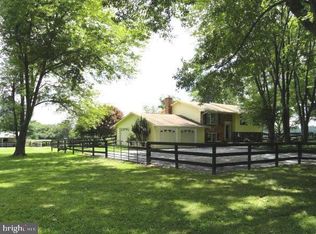 19210 Silcott Springs Rd, Purcellville, VA 20132