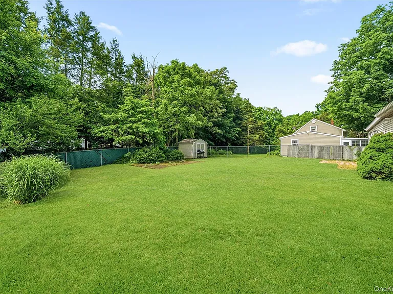 12 Dickerson Pl — Photo 29