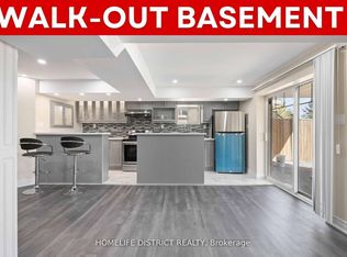 7 Mosely Cres, Ajax, ON L1Z 0M9
