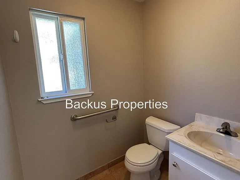 17240 Tamara Ln — Photo 21