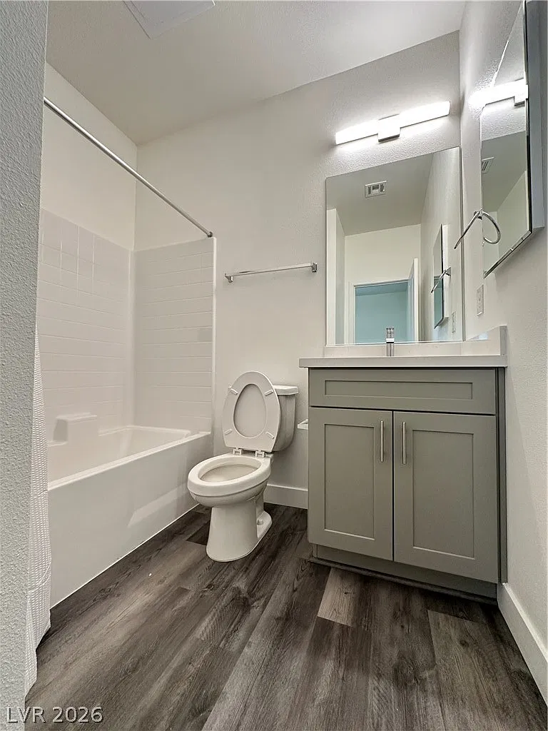 3 bed, 3.0 bath, 1548 sqft, $2,500 — Photo 4