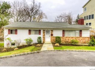 51 Overhill Rd, New Rochelle, NY 10804