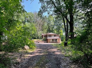 3838 Kibby Rd, Jackson, MI 49201