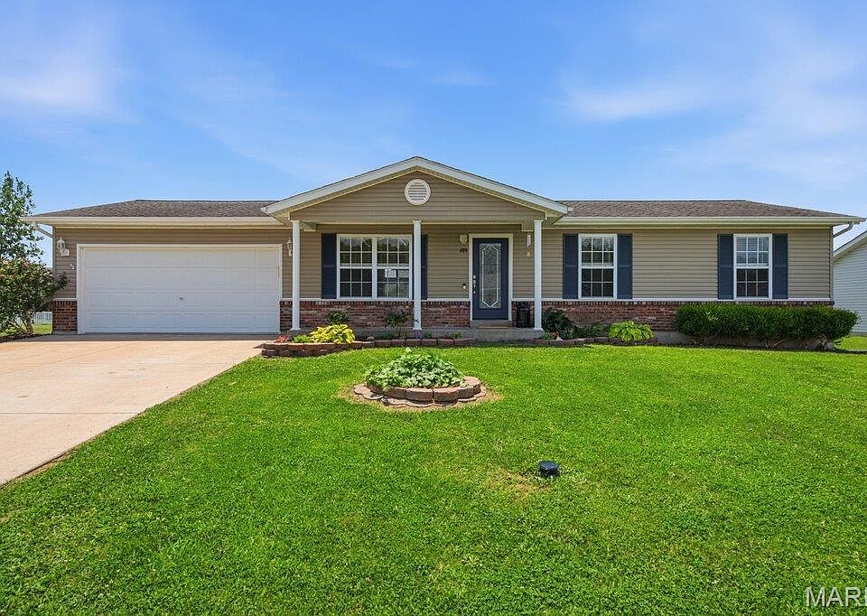 1st image of 409 Fredricksburg Way