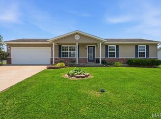 409 Fredricksburg Way, Wright City, MO 63390