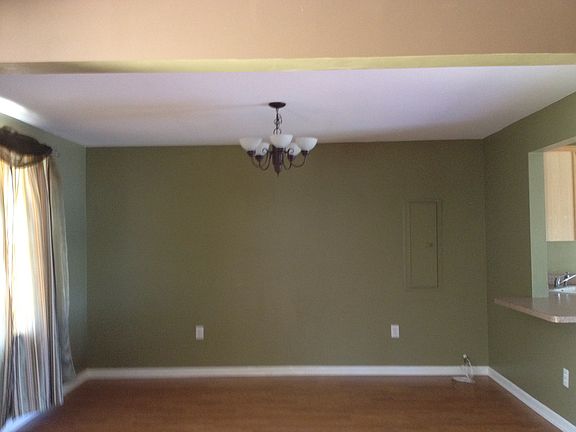 4th image of 113 Chippewa Trl