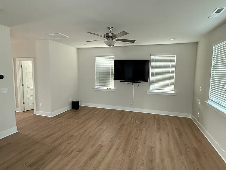 82 Little Creek Dr — Photo 7