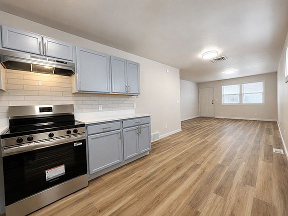 4th image of 1419 Anita St
