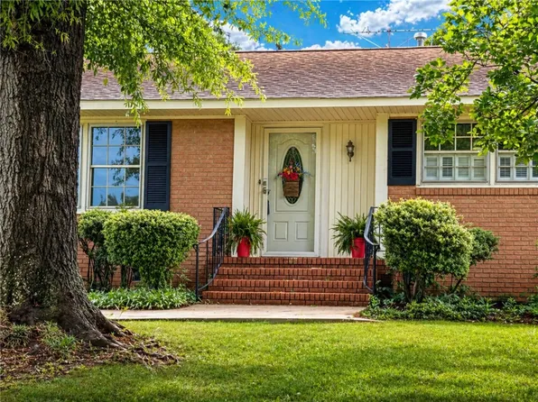 611 Heyward Rd, Anderson, SC 29621