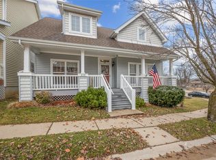 228 Montclair Tower Dr, Saint Charles, MO
